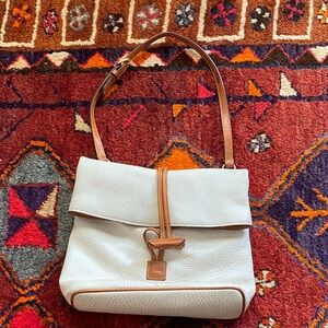 Dooney & Bourke Cream and Tan Shoulder Bag Vintage